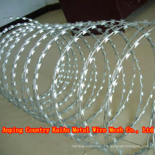 Precio bajo Concertina Razor Barbed Wire / Razor Barbed Wire Mesh Fence / PVC recubierto Razor Wire / alambre de púas --- 30 años de fábrica